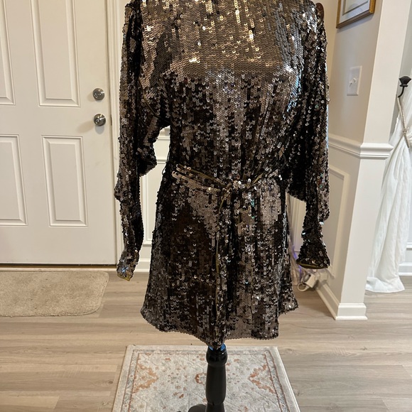 ASOS Sequin Batwing Sleeve Mini Shift Dress with belt. Size 2 - Picture 3 of 11